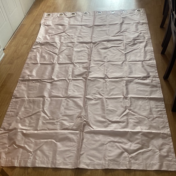 Rideau - Picture 2 of 2